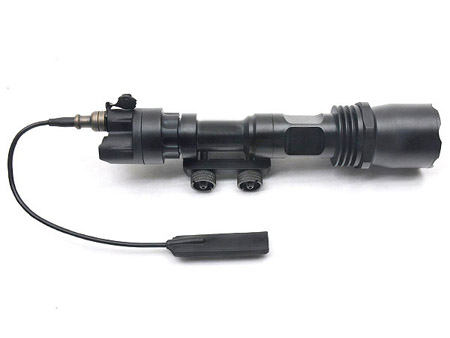 SureFire M961 Tactical Light LED Version Super Bright (EX109-BK)